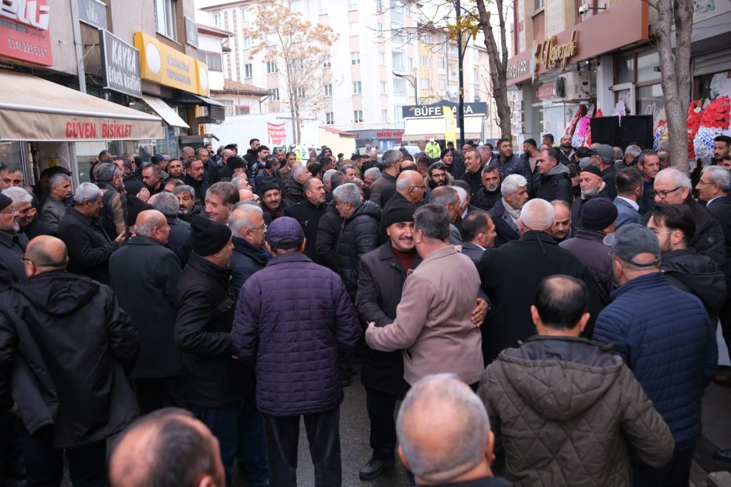 Yıldızeli-Der Yeni Hizmet Binası Açılışı: Hemşeri Dayanışması Güçleniyor Yildizeli Der 2 | Gündem Sivas™ Haber