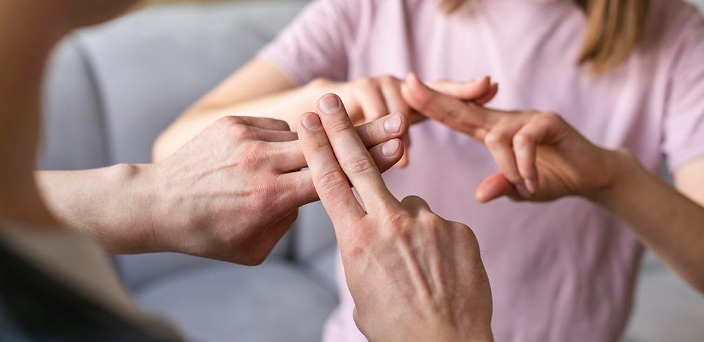Sivas'ta Ücretsiz Türk İşaret Dili Eğitimi Başlıyor! Sivas’ta Ücretsiz Türk İşaret Dili Eğitimi Başlıyor!