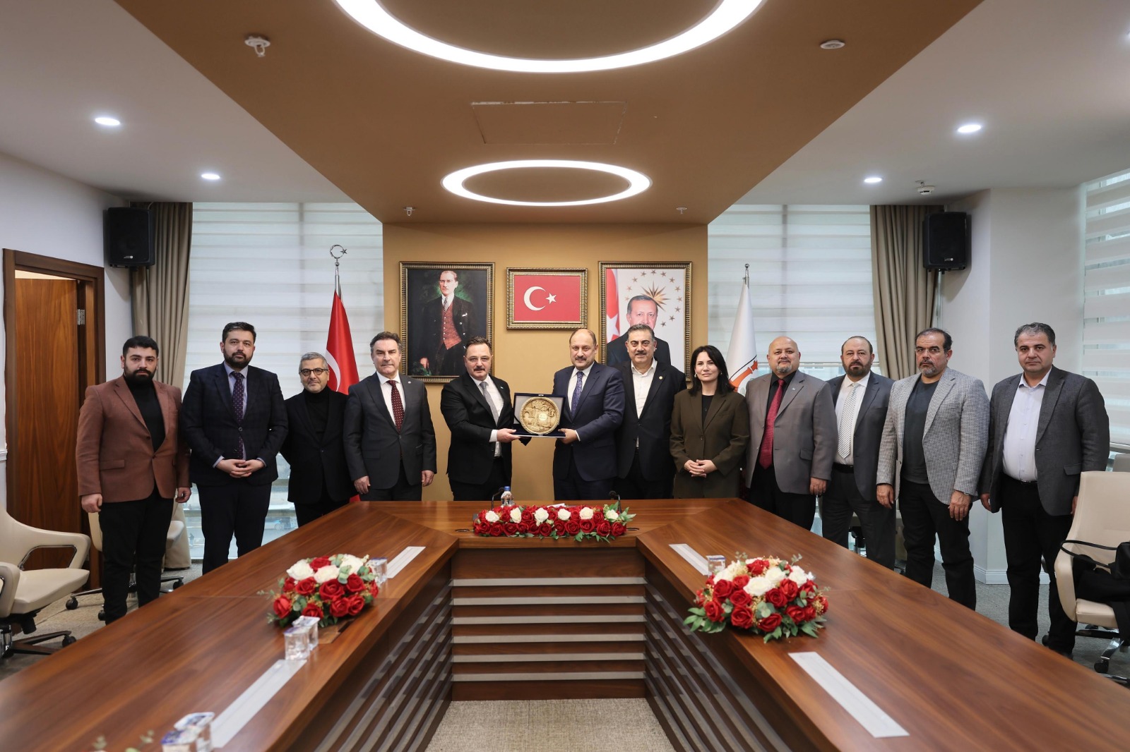 TİMBİR Heyetinden Şanlıurfa Çıkarması: Dijital Medya, Yeni Nesil Gazetecilik ve Kültürel Miras Masaya Yatırıldı