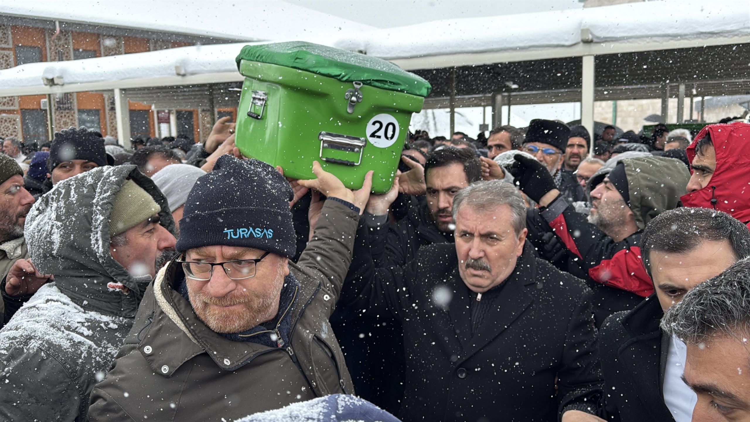 BBP Sivas İl Başkanı Ahmet Polat Son Yolculuğuna Uğurlandı: Sivas’ta Duygusal Veda
