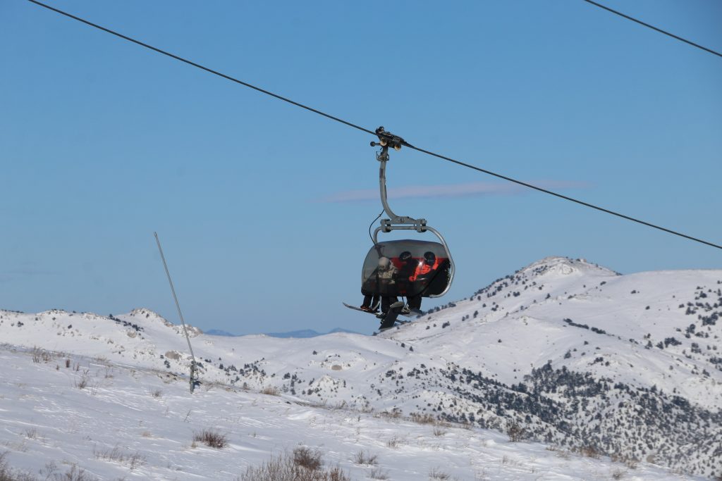 Yıldız Dağı’nda Beklenen An Geldi: Kayak Sezonu Açıldı, Pistler Dolup Taştı AW612955 05 | Gündem Sivas™ Haber