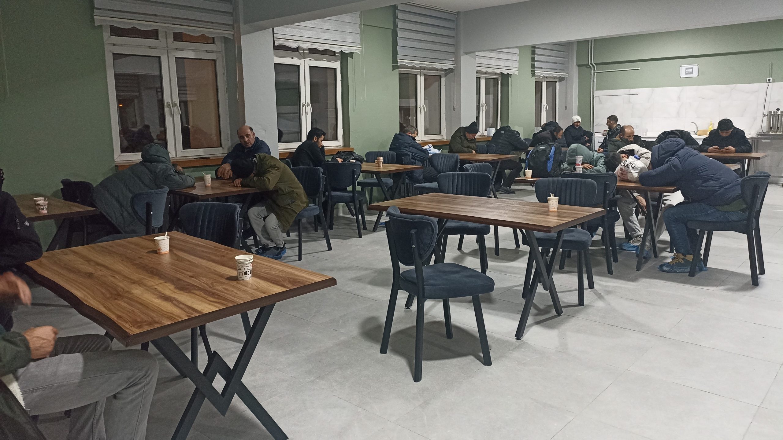 Sivas’ta Kar ve Tipi Hayatı Durdurdu: Gürün’de Mahsur Kalan 700 Kişi Yurtlara Yerleştirildi AW626355 01 edited scaled | Gündem Sivas™ Haber