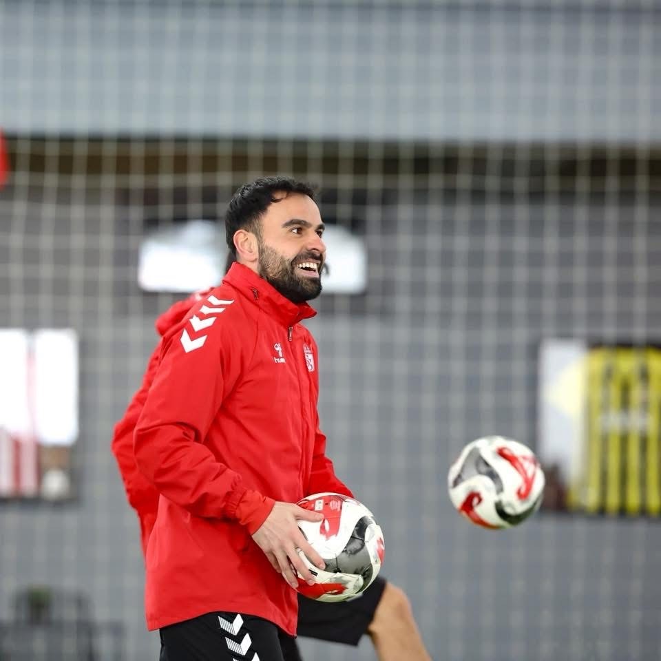 Kar Altında Hazırlık: Özbelsan Sivasspor, Amed Maçı Öncesi Tempo Yükseltti AW627021 04 | Gündem Sivas™ Haber