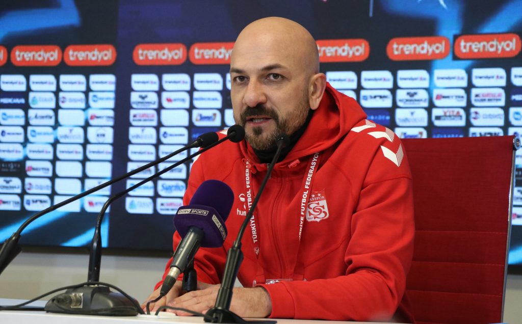 Evren Otyakmaz: “Sahada Mücadele Eden Bir Sivasspor Vardı, 2 Puanı Kaçırdık” AW627993 02 | Gündem Sivas™ Haber