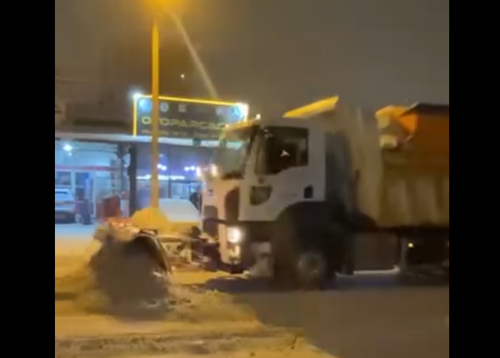 Sivas’ta Karla Mücadele Aralıksız Sürüyor: Ata Sanayi Bölgesi Ulaşıma Açıldı Belediye Temizlik 4 | Gündem Sivas™ Haber