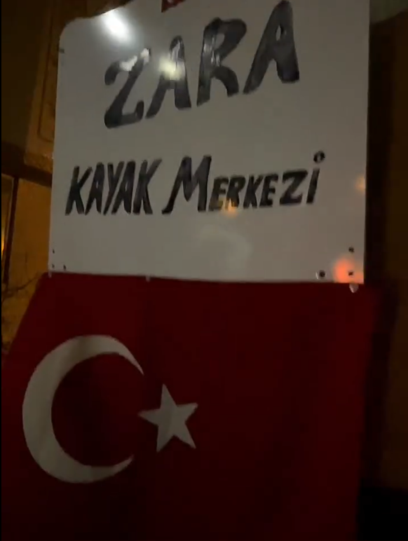 Türk Kızılay Zara’dan Yürek Isıtan Etkinlik: Kayak Yapan Çocuklarla Birlikte İyilik ve Neşe Buluştu Zara Kizilay 4 | Gündem Sivas™ Haber