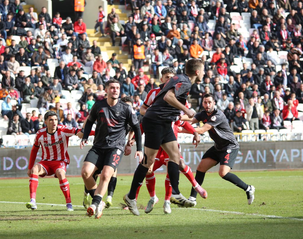 Sivasspor Evinde Gol Bulamadı: Pendikspor Maçı Sessiz Beraberlikle Tamamlandı AW632463 14 | Gündem Sivas™ Haber