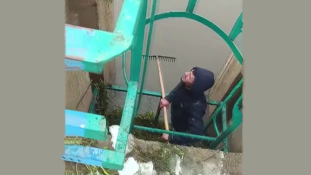 Kuraklık Alarmında Köylüler Harekete Geçti: Yıldızeli’nde Baraj Kapaklarını Vatandaş Temizledi Kuraklık Alarmında Köylüler Harekete Geçti: Yıldızeli’nde Baraj Kapaklarını Vatandaş Temizledi