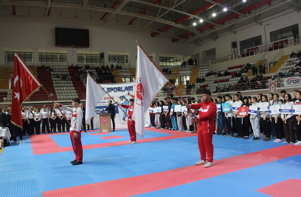 Sivas’ta 59 İlden 1075 Sporcunun Katıldığı Okul Sporları Kick Boks Türkiye Birinciliği Nefes Kesti AW640553 03 | Gündem Sivas™ Haber
