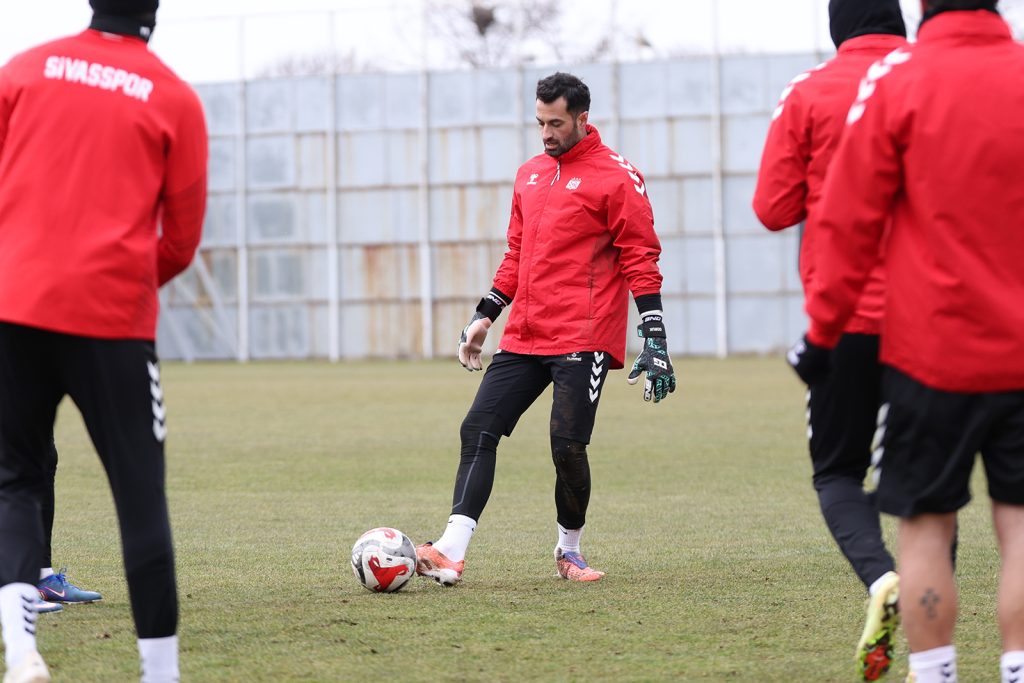 Özbelsan Sivasspor – Vanspor FK Maçı Öncesi Son Antrenman Tamamlandı! Trendyol 1. Lig’de Kritik 90 Dakika AW641084 01 | Gündem Sivas™ Haber