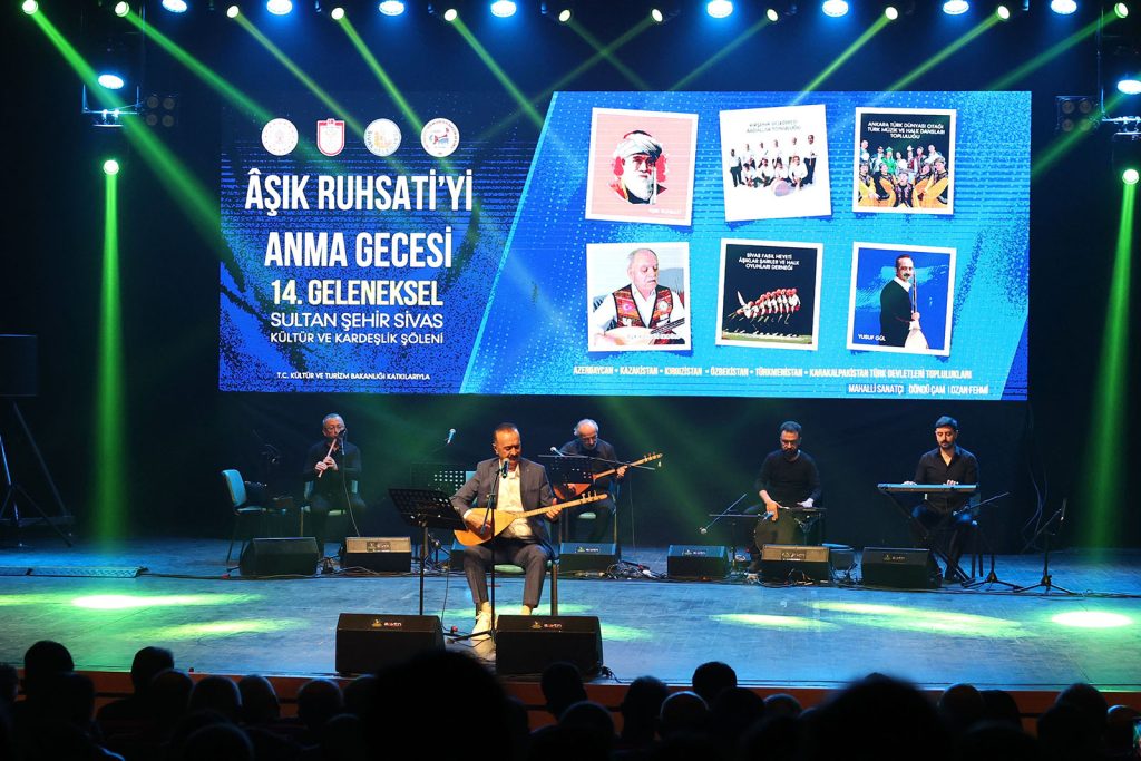 Sivas’ta Âşık Ruhsatî’ye Vefa: 115. Yılında Kültür ve Kardeşlik Şöleniyle Anıldı AW642952 06 | Gündem Sivas™ Haber