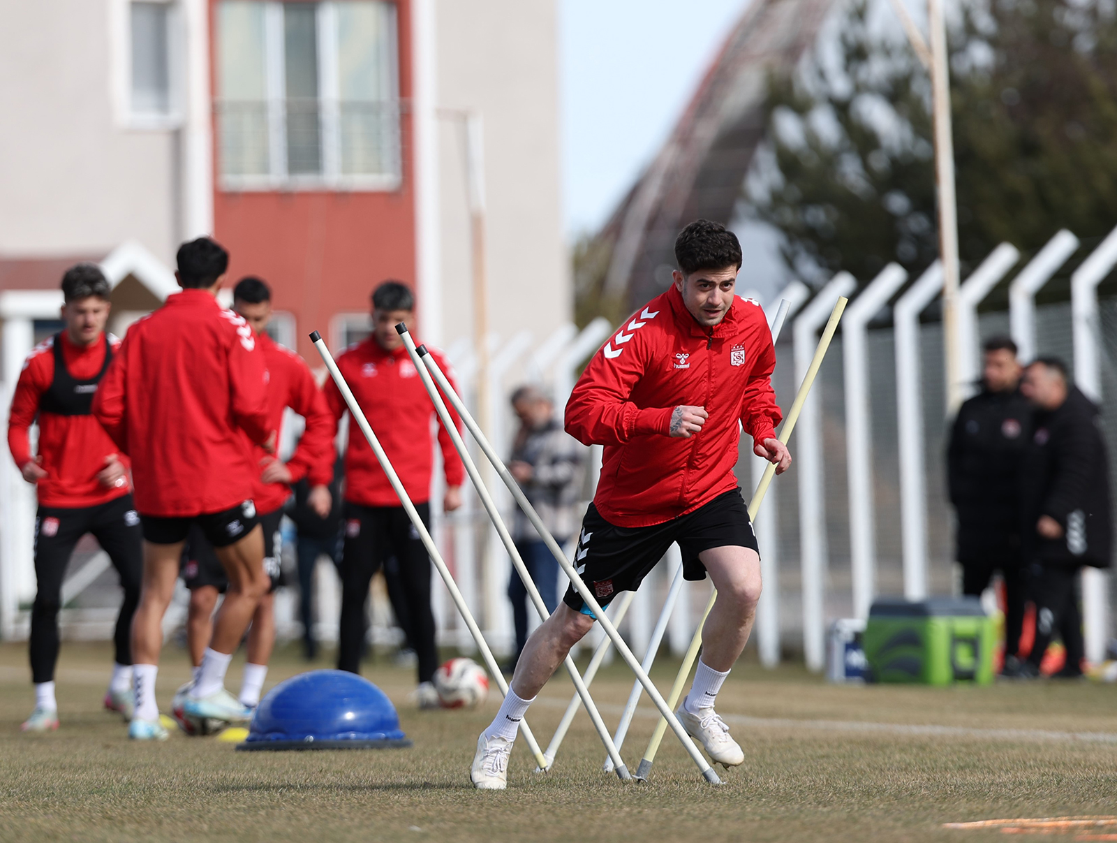 Özbelsan Sivasspor’da Adana Demirspor Mesaisi: Yiğidolar 26. Hafta Öncesi Taktik Yükledi