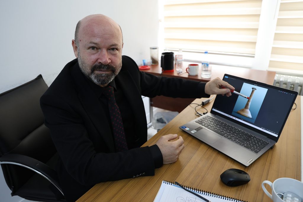 Antik Roma’da Dışkıdan İlaç Gerçeği: Türk Bilim İnsanları 1900 Yıllık Şişeyle Kanıtladı Antik Roma’da Dışkıdan İlaç Gerçeği: Türk Bilim İnsanları 1900 Yıllık Şişeyle Kanıtladı