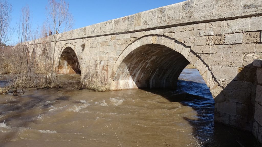 Sivas’ta Kar Suları Kızılırmak’ı Coşturdu: Debi Son Yılların En Yüksek Seviyesine Ulaştı AW647877 05 | Gündem Sivas™ Haber
