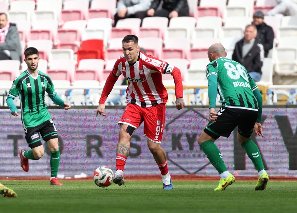 Mustafa Dalcı’dan Sivasspor Mağlubiyeti Sonrası Net Mesaj: “Sakaryaspor Ligde Kalacak” AW648186 05 1 | Gündem Sivas™ Haber