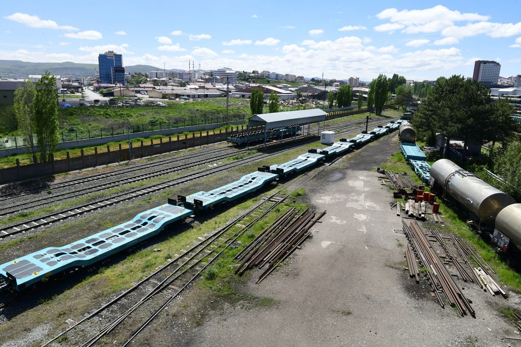 Yüzde 95 Yerli Üretim UAIS Vagonları TSK Lojistiğinde Yeni Dönem Başlattı AW648559 03 | Gündem Sivas™ Haber