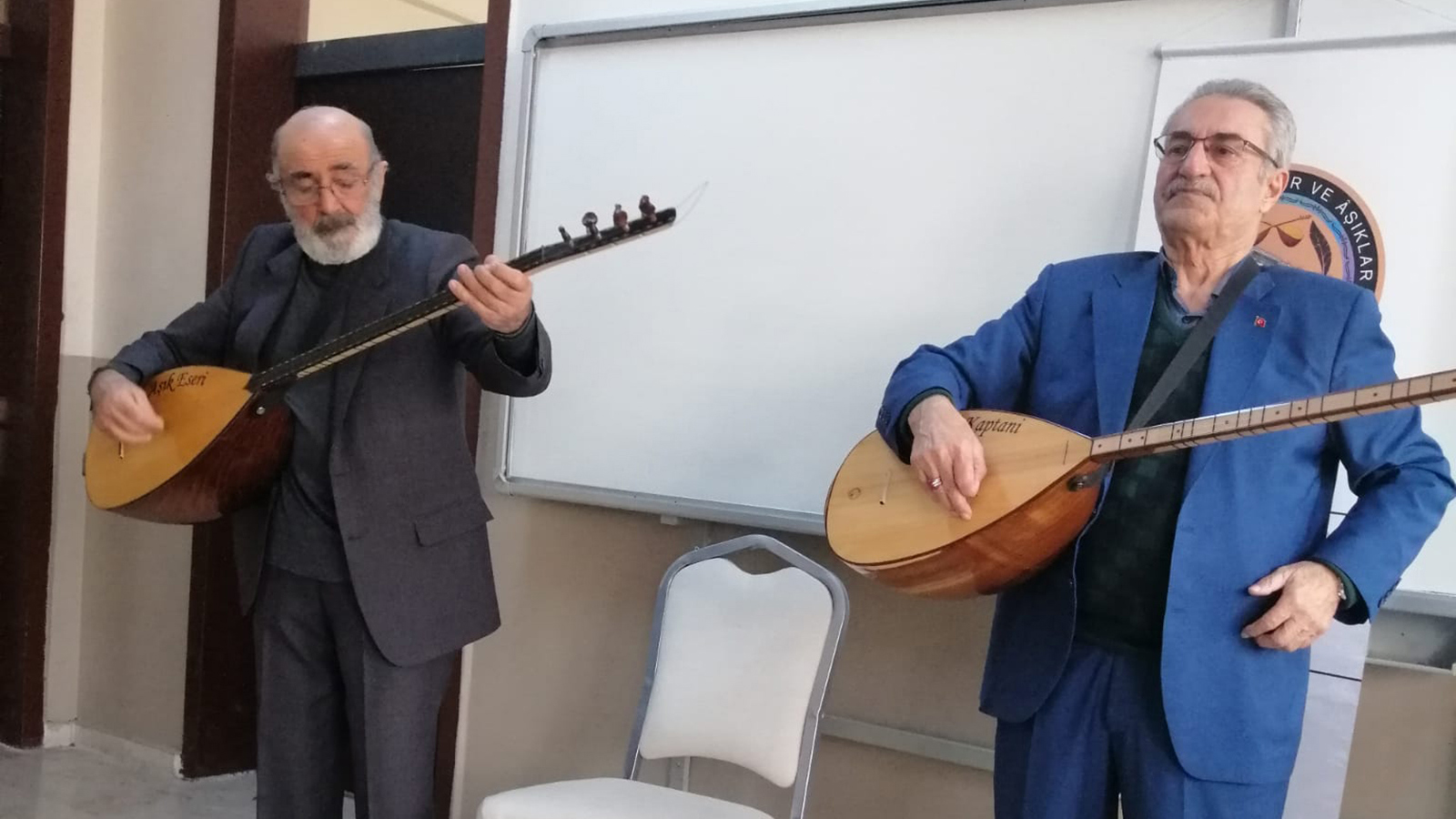 Sivas’ta Gençler Âşıklık Geleneğiyle Buluştu: Halil Rıfat Paşa Anadolu Lisesi’nde Şiir ve Müzik Programı Yoğun İlgi Gördü