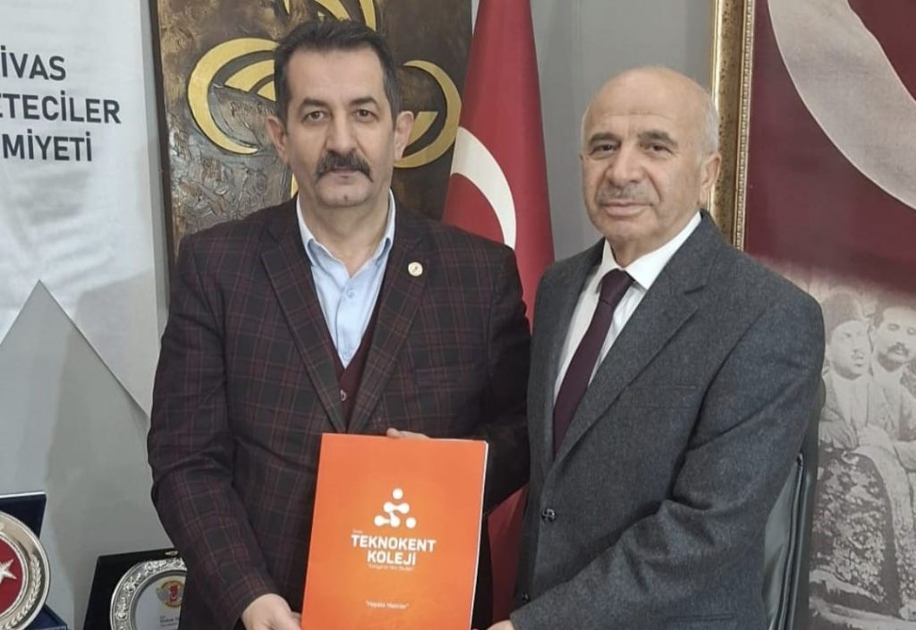 Gazetecilere Eğitimde Destek: Sivas’ta Özel Okuldan %10 İndirim Protokolü Teknokent Koleji | Gündem Sivas™ Haber