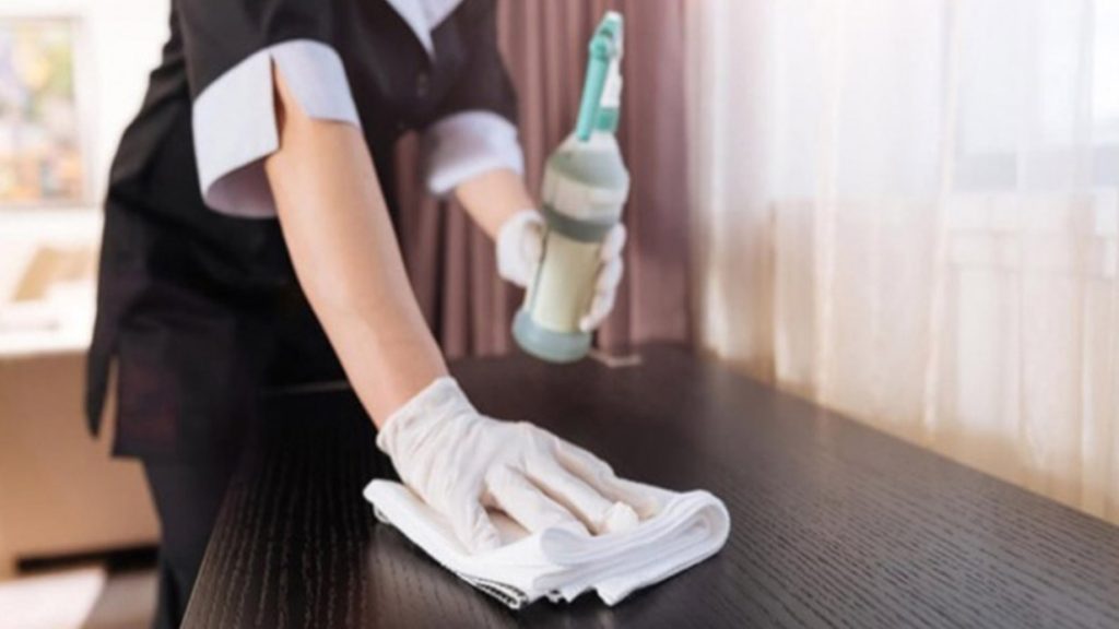 Ev Temizliği Fiyatları Uçuşta: İstanbul’da Günlük Ücret 6 Bin TL’ye Dayandı Temizlik 1 | Gündem Sivas™ Haber